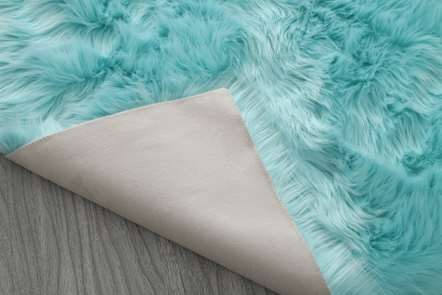 "Cozy Collection" Ultra Soft Fluffy Faux Fur Sheepskin Area Rug