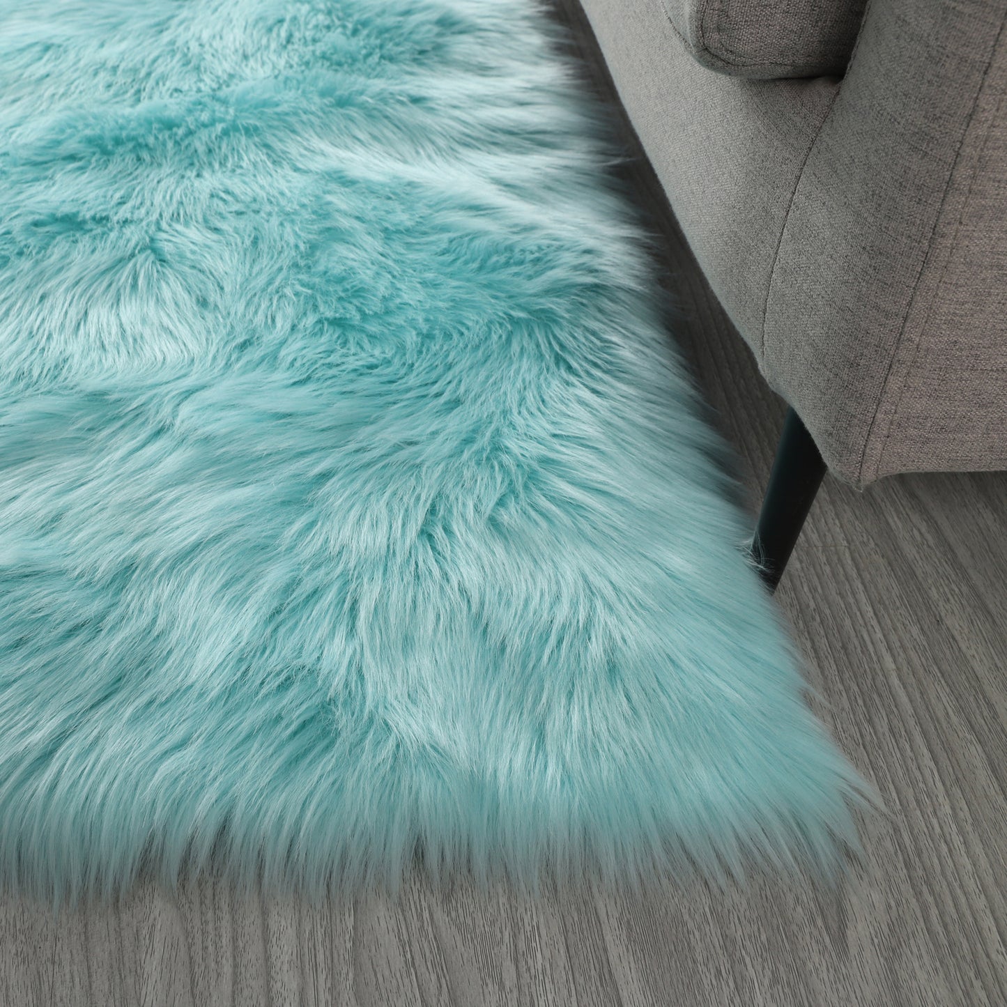 "Cozy Collection" Ultra Soft Fluffy Faux Fur Sheepskin Area Rug